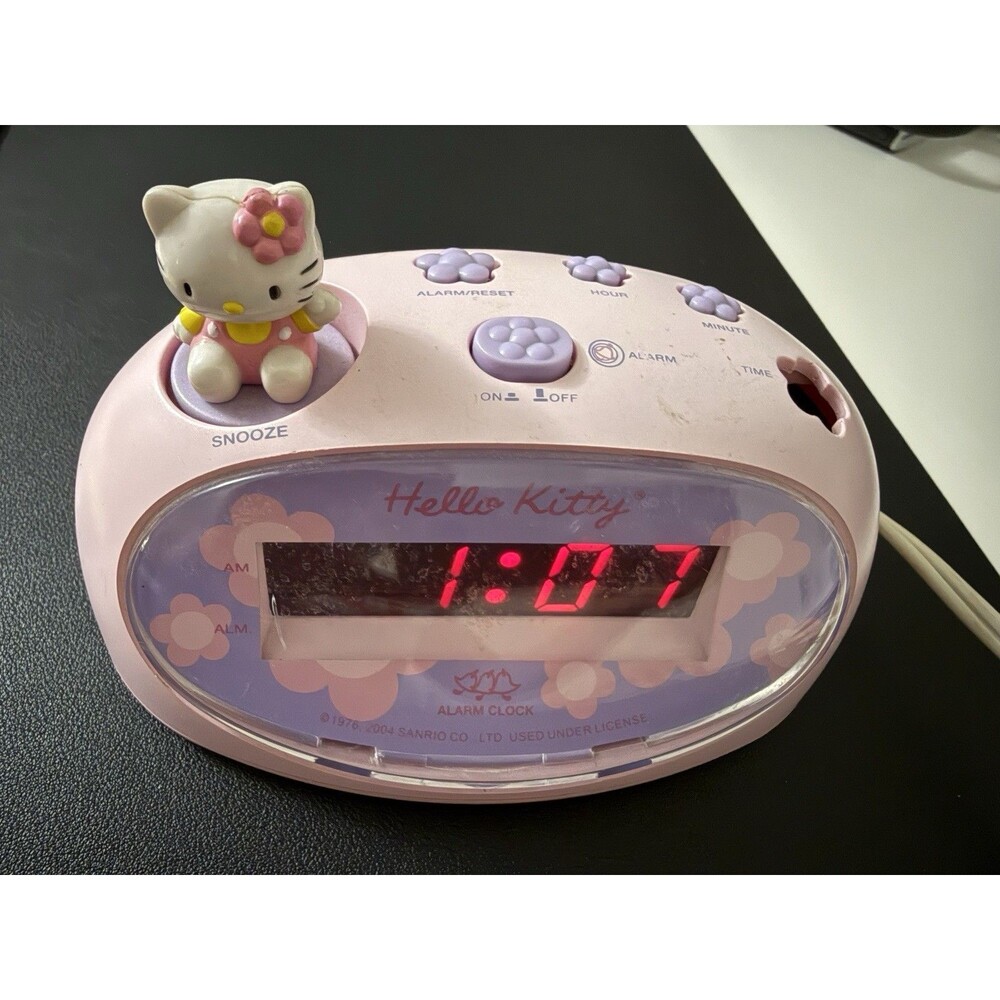 2001 Sanrio Hello Kitty Digital Alarm Clock Pink/Purple HK105W ~WORKS for PARTS